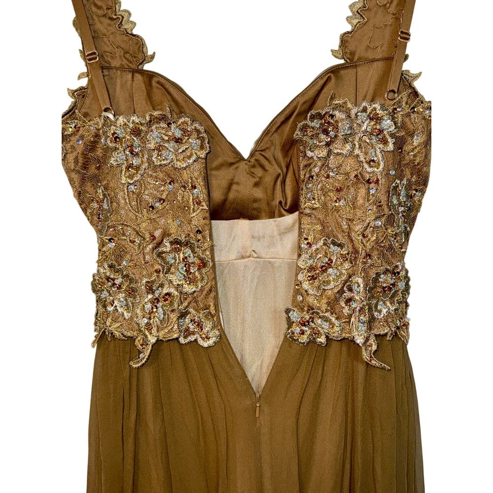 NWT Mandalay Brown Gold Lace Beaded Embellished Long Evening Gown Dress Size 6 - Picture 9 of 15